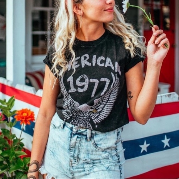 Tops - Vintage Graphic Tee
